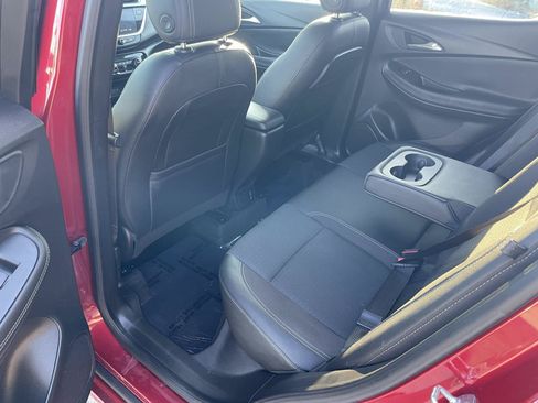 Used 2021 Buick Encore GX Select w/ Sport Touring Package FWD image 27