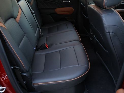 Used 2024 GMC Canyon AT4 w/ AT4 Premium Package image 13