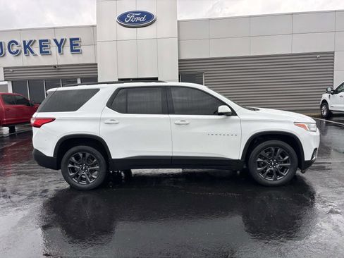 Used 2021 Chevrolet Traverse RS image 10