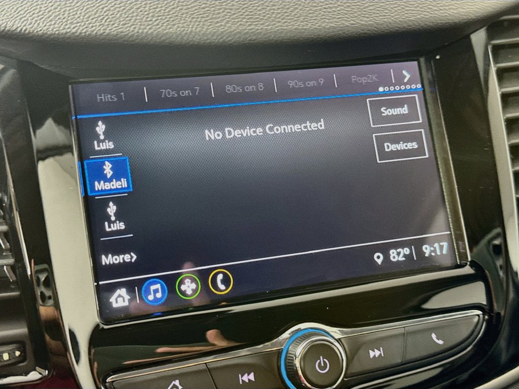 Used 2018 Chevrolet Trax LT w/ LT Convenience Package FWD image 17