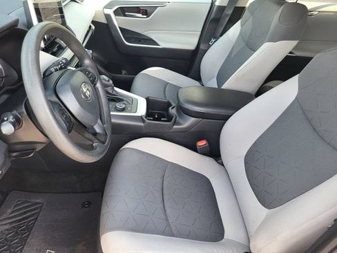 Used 2023 Toyota RAV4 XLE w/ Convenience Package AWD/4WD image 12