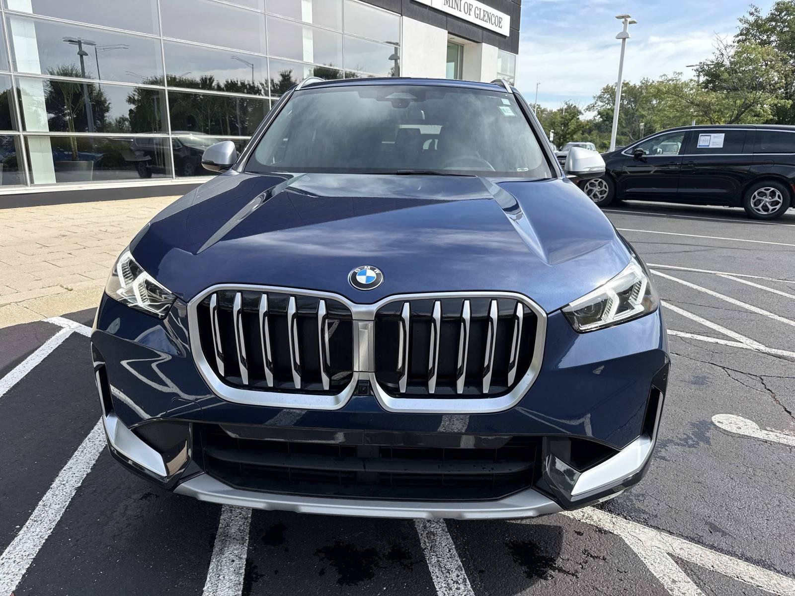 Used 2024 BMW X1 xDrive28i w/ Technology Package AWD/4WD image 3