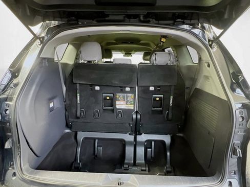 Used 2022 Toyota Sienna LE image 30