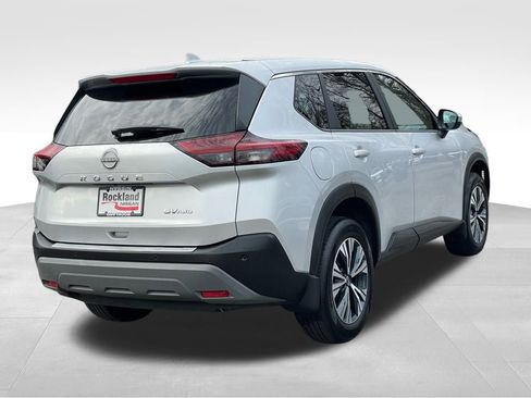Certified 2023 Nissan Rogue SV AWD/4WD image 4
