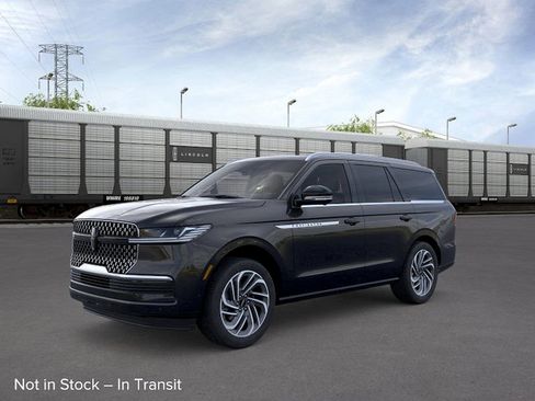 New 2026 Lincoln Navigator Reserve image 1