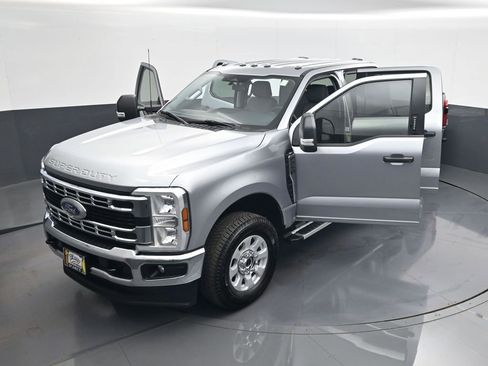 Used 2024 Ford F250 XLT w/ 360-Degree Camera Package AWD/4WD image 30