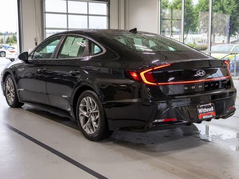 Used 2023 Hyundai Sonata SEL w/ Convenience Package FWD image 9