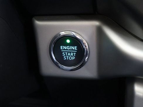 Used 2024 Ford Expedition Max XLT image 40