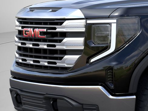 New 2026 GMC Sierra 1500 SLE image 13