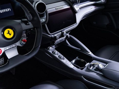 Certified 2018 Ferrari GTC4Lusso image 21