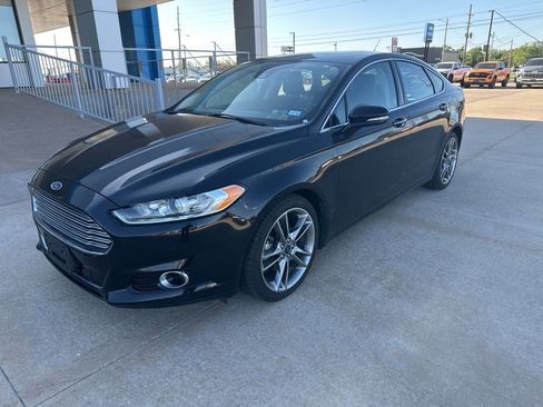 Used 2016 Ford Fusion Titanium image 25