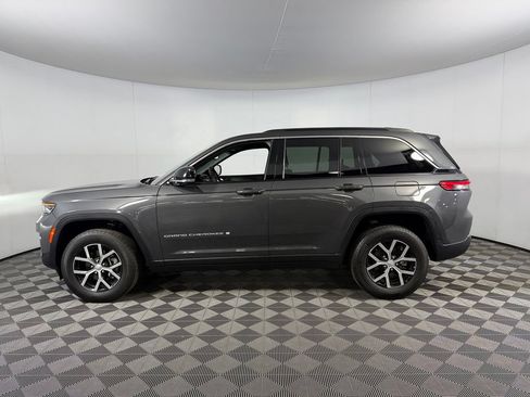 Certified 2024 Jeep Grand Cherokee Limited RWD image 10