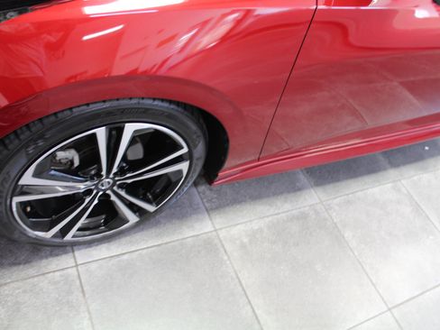 Used 2020 Nissan Sentra SR w/ Premium Package image 33