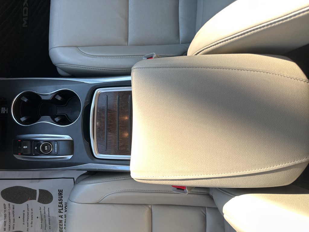 Used 2017 Acura MDX w/ Technology Package AWD/4WD image 39