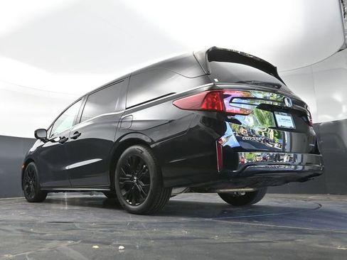 Used 2025 Honda Odyssey Sport-L image 45