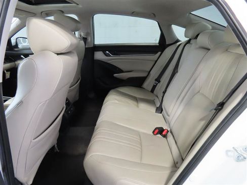 Used 2022 Honda Accord Touring image 34