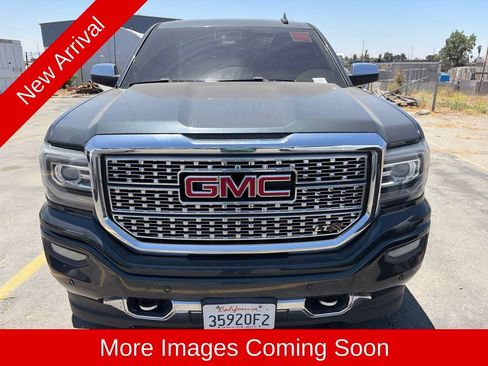 Used 2017 GMC Sierra 1500 Denali w/ Denali Ultimate Package AWD/4WD image 2