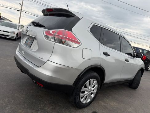 Used 2016 Nissan Rogue S image 49