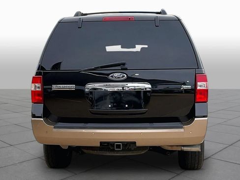 Used 2014 Ford Expedition XLT w/ Equipment Group 202A RWD image 6