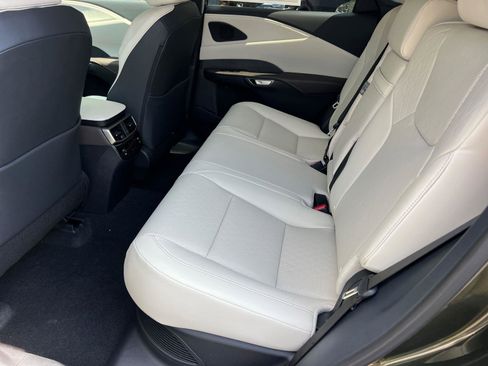 New 2026 Lexus RX 350h AWD/4WD image 14