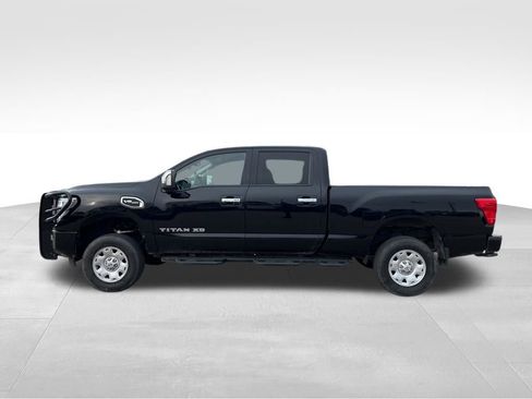 Used 2021 Nissan Titan SV w/ SV Convenience Package AWD/4WD image 10