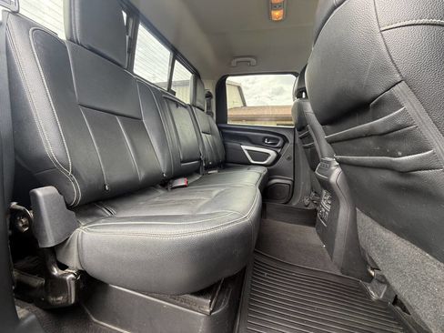 Used 2016 Nissan Titan PRO-4X AWD/4WD image 13