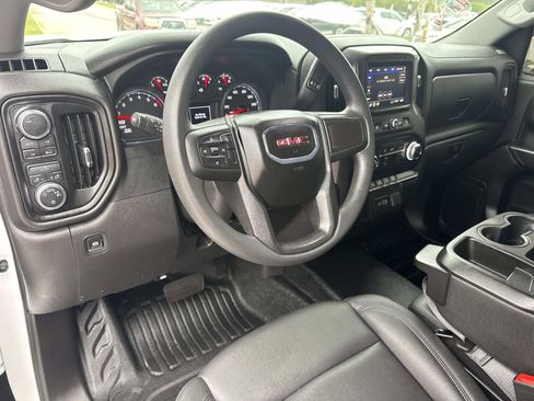Used 2024 GMC Sierra 1500 Pro w/ Pro Value Package AWD/4WD image 17