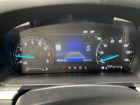 Used 2022 Ford Explorer XLT w/ Equipment Group 202A AWD/4WD image 23