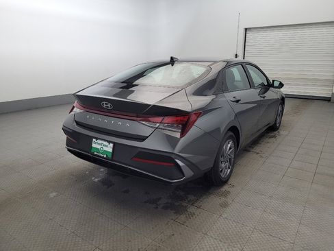 Used 2024 Hyundai Elantra SEL image 9