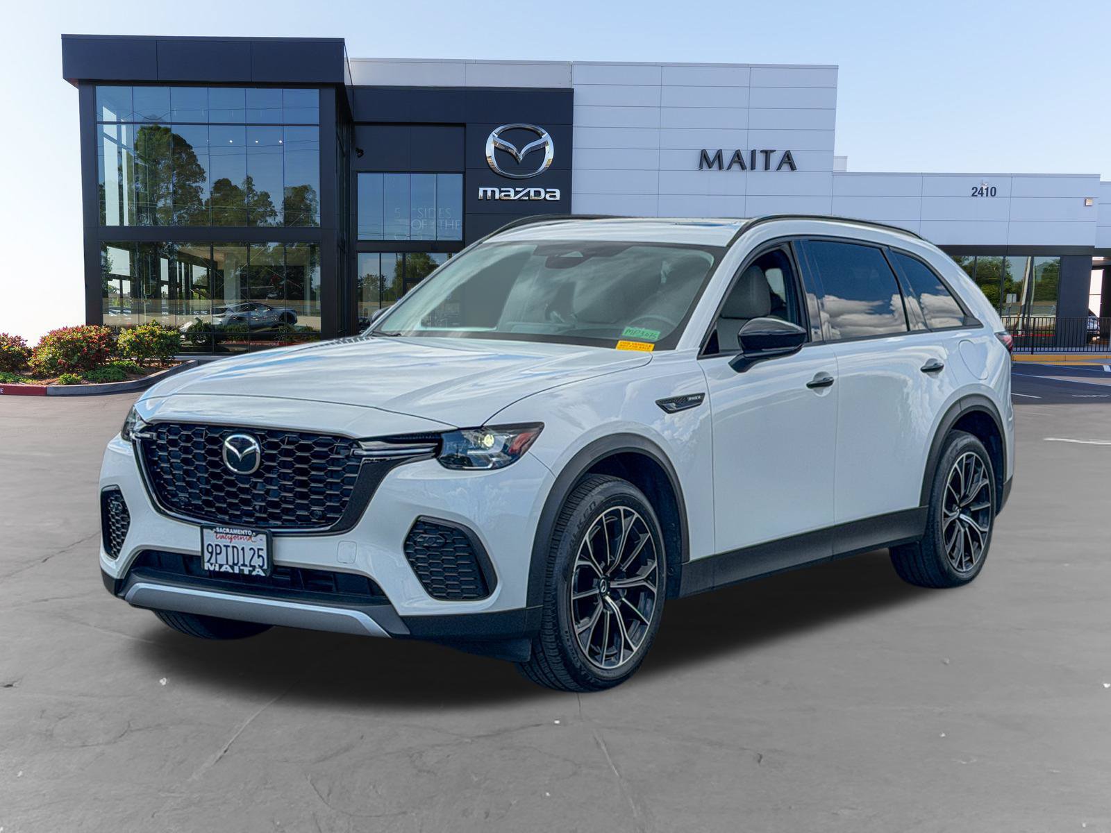 Certified 2025 MAZDA CX-70 Plug-In Hybrid w/ Premium Pkg AWD/4WD image 9