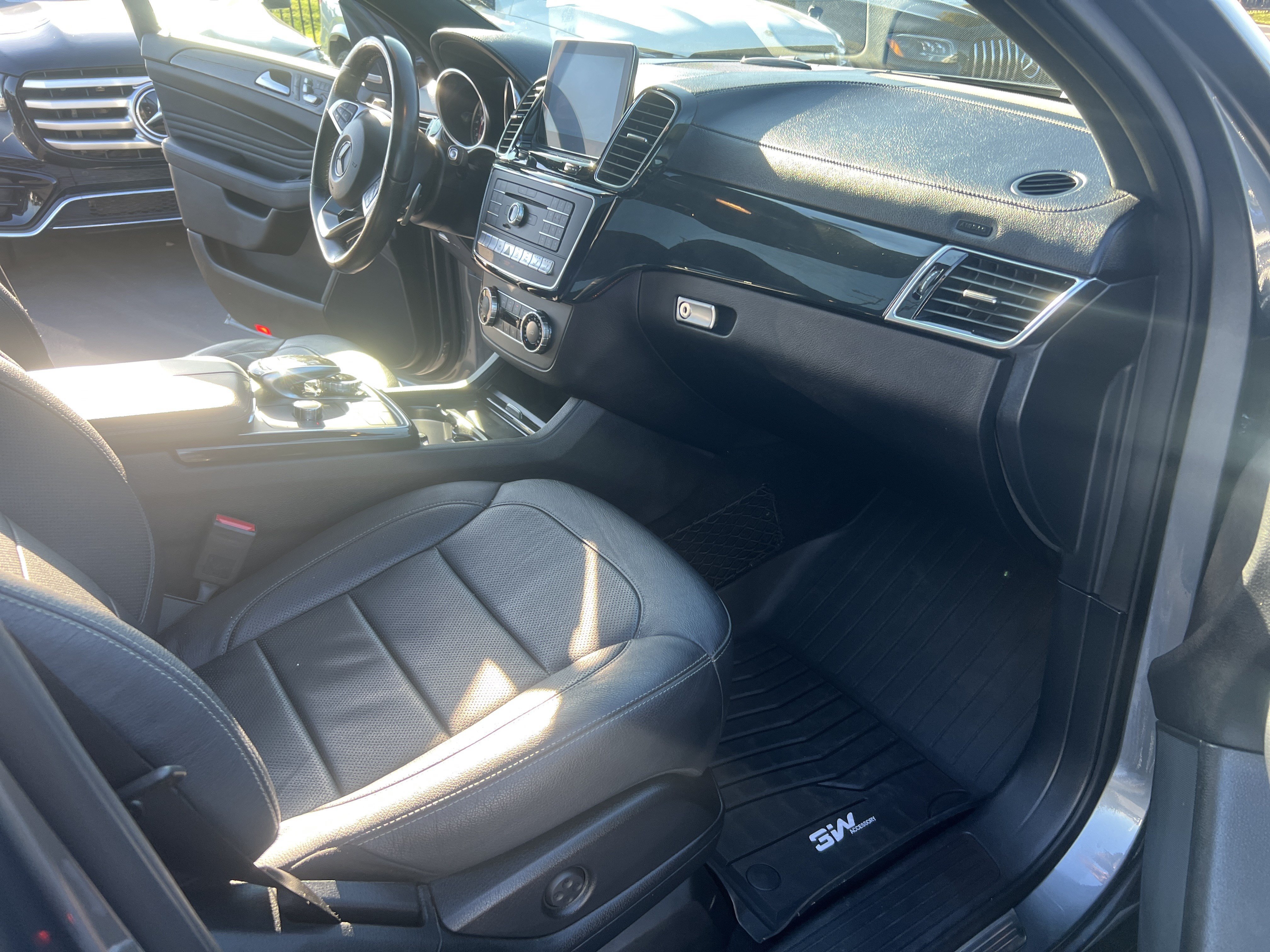 Certified 2017 Mercedes-Benz GLE 43 AMG 4MATIC Coupe image 35