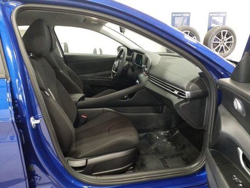 New 2026 Hyundai Elantra Blue image 18
