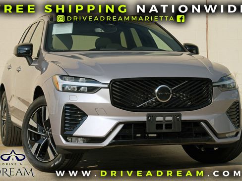 Used 2026 Volvo XC60 B5 Core w/ Climate Package AWD/4WD image 2