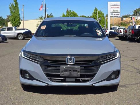 Used 2022 Honda Accord Sport image 12