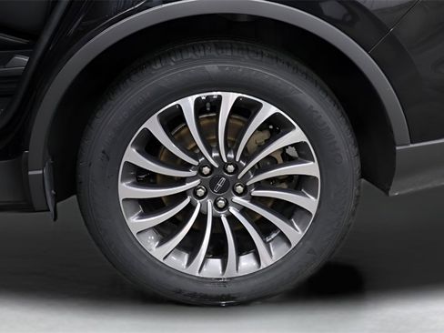 Used 2024 Lincoln Aviator Reserve image 37