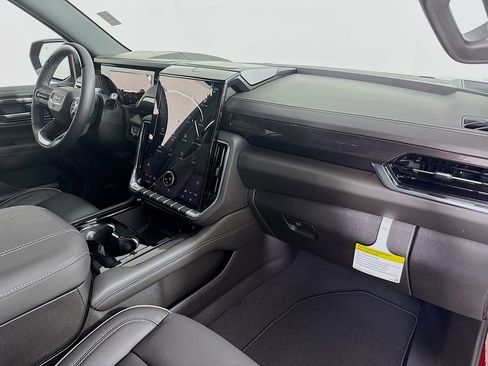 New 2026 GMC Yukon XL Elevation AWD/4WD image 34