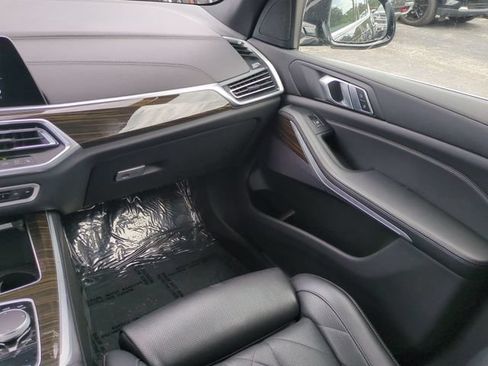 Used 2023 BMW X5 xDrive40i AWD/4WD image 19