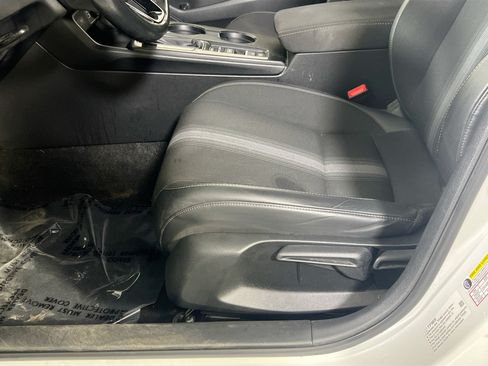 Used 2023 Honda Civic Sport image 18