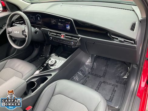 Used 2024 Kia Niro Wind FWD image 61