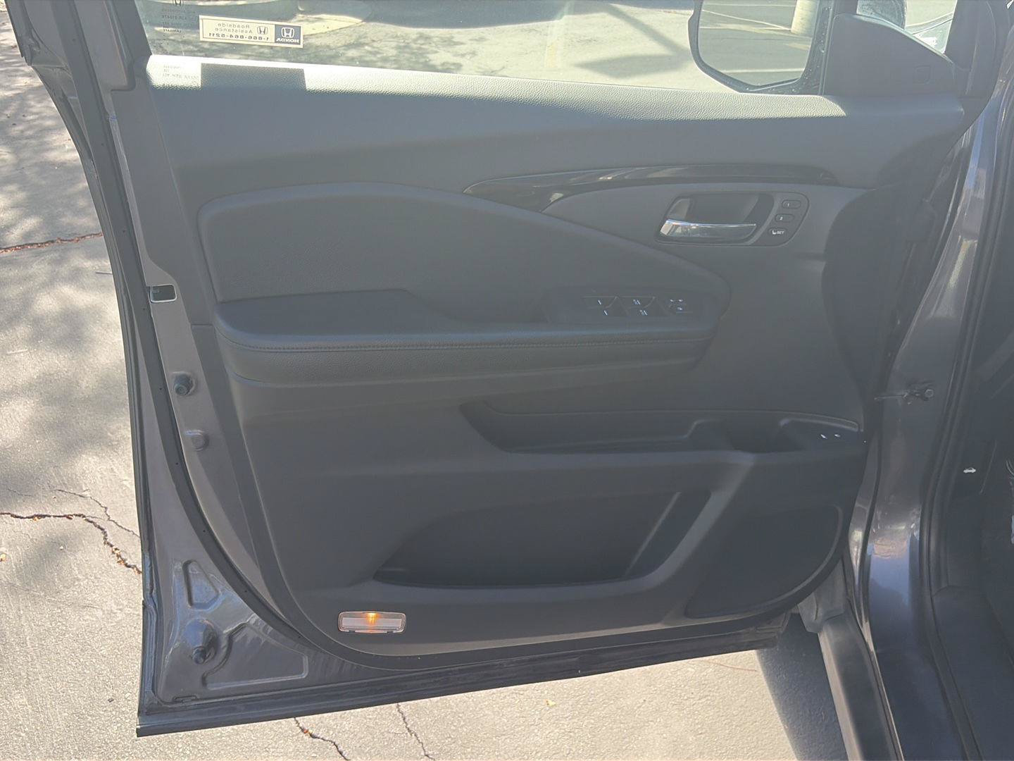 Used 2020 Honda Pilot Touring image 18
