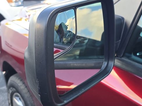 Used 2019 RAM 1500 Big Horn image 9