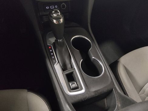 Used 2019 Chevrolet Equinox LS image 26