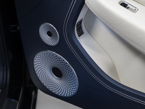 Used 2024 Bentley Continental GT image 34