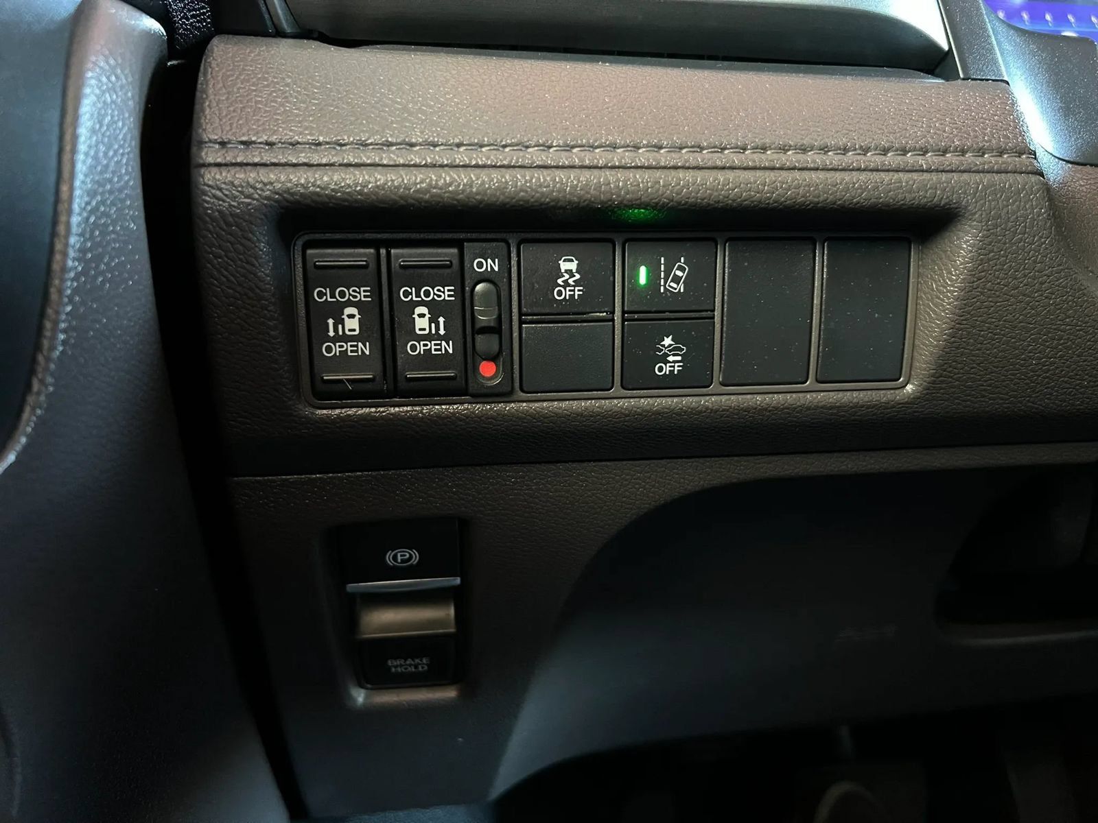 Used 2018 Honda Odyssey EX image 21