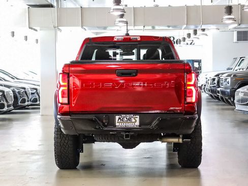 Used 2024 Chevrolet Colorado ZR2 w/ ZR2 Convenience Package III AWD/4WD image 3