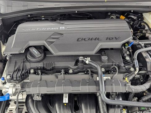 New 2026 Hyundai Elantra Limited image 10