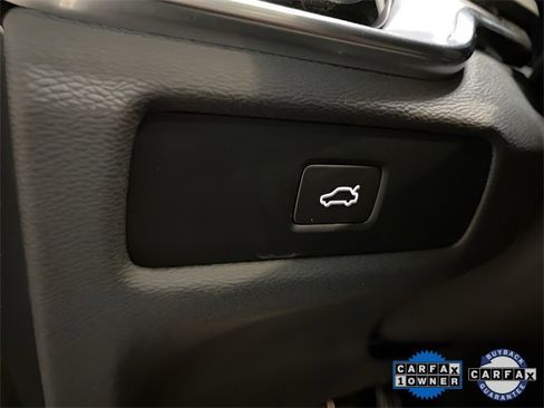 Used 2025 Volvo S60 B5 Core image 34