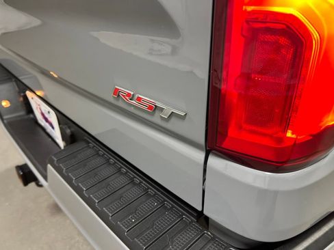 Used 2024 Chevrolet Silverado 1500 RST w/ Convenience Package II AWD/4WD image 18