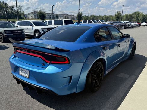 Used 2019 Dodge Charger Scat Pack w/ Dynamics Package RWD image 6