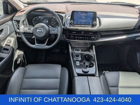 Used 2023 Nissan Rogue SV w/ SV Premium B Package AWD/4WD image 9